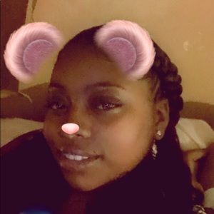 Meet your Posher, Jenea